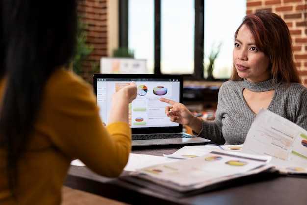 Understanding the Role and Benefits of a Digital Marketing Consultant